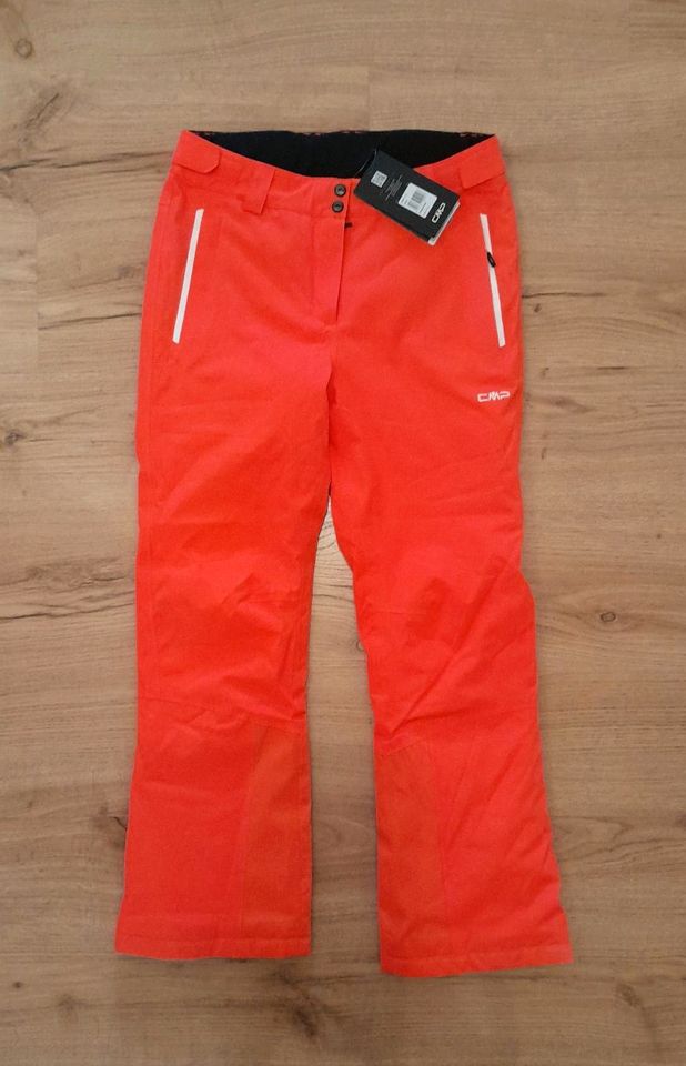 NEU Skihose CMP apricot grenadine Gr 38 dazu passende Skijacke in Bonn