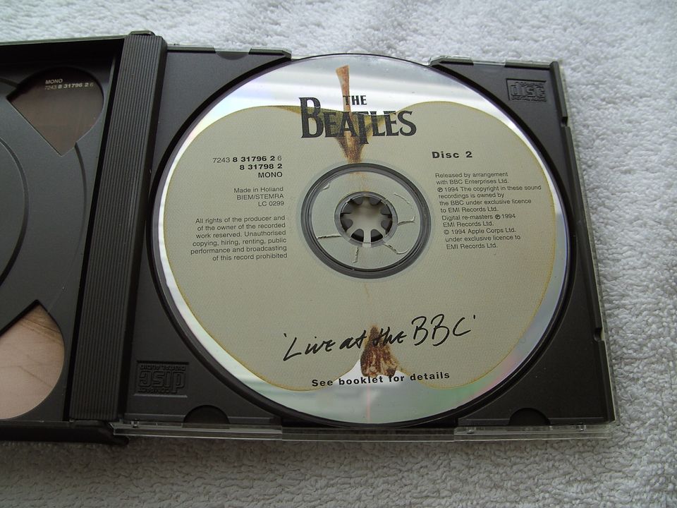 2-CD Box The BEATLES Live At The BBC Apple Records 1994 Rock Pop in Kamp-Lintfort