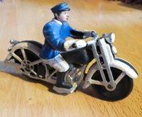 Guss Motorrad Polizei Police schweres Modell Sammler Niedersachsen - Jerxheim Vorschau