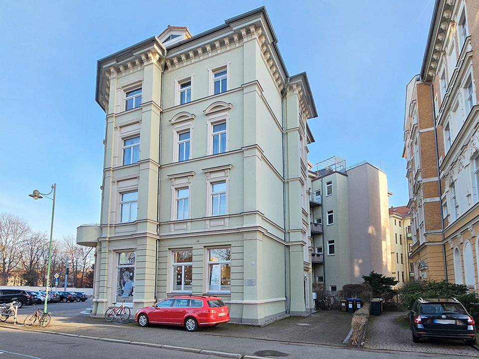 Freigezogene Altbauwohnung mit grandiosem Ausblick in zentraler Lage in Erfurt