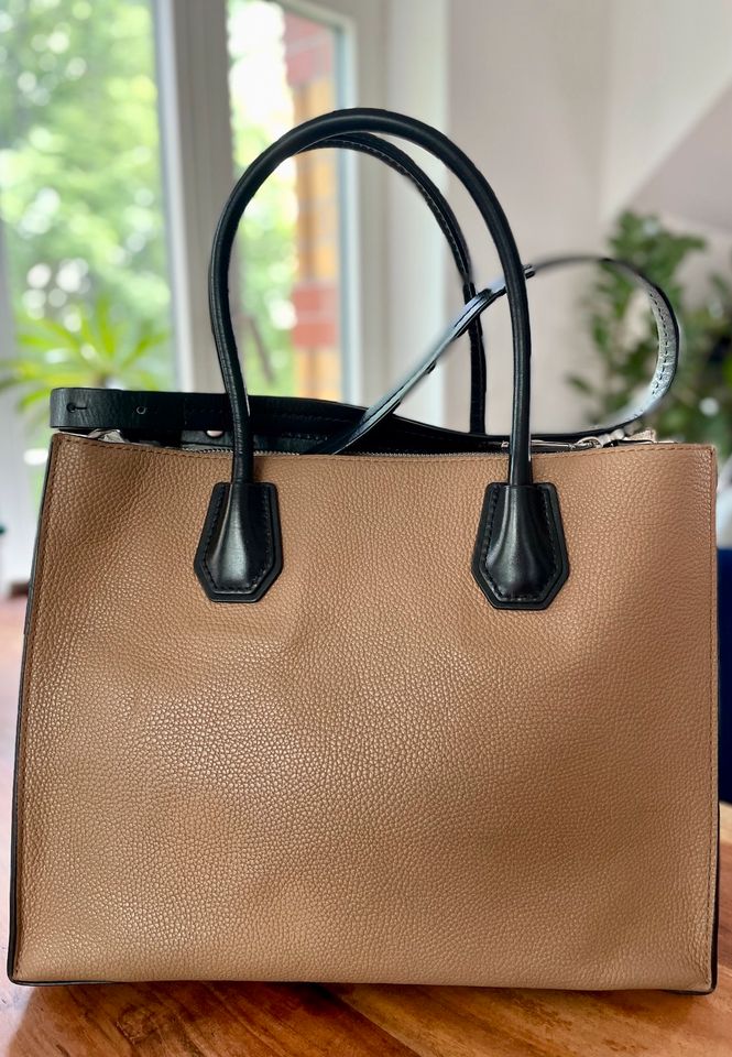 Michael Kors Handtasche Marilyn Medium in Leipzig