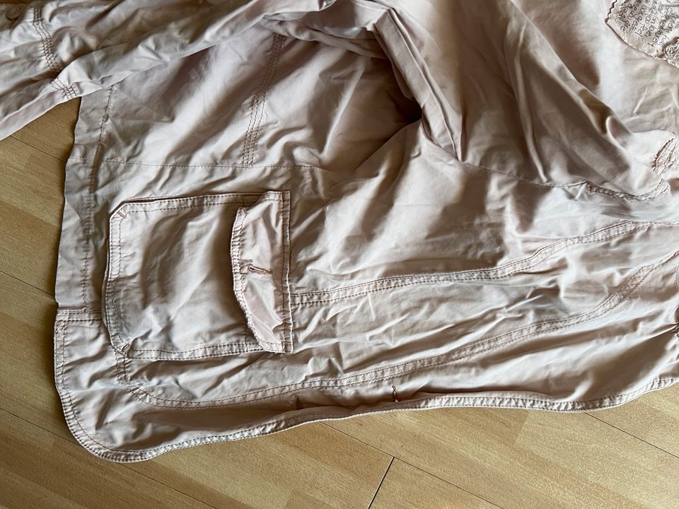 Blaser Sommer Jacke leicht Gr 40 beige rosé Cotton in Koblenz