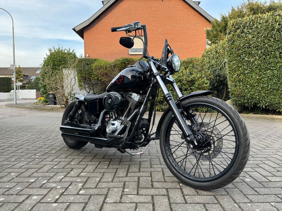 Harley Dyna Wide Glide 1HD Bobber in Moers