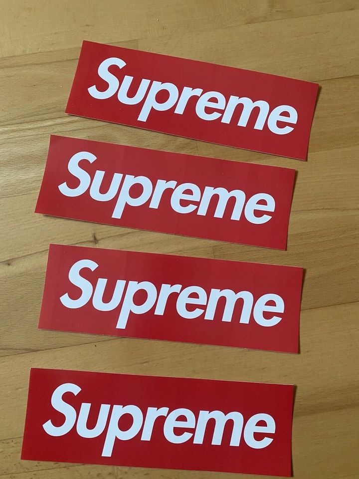 Supreme Orginal Sticker set 4x in rot in Koblenz