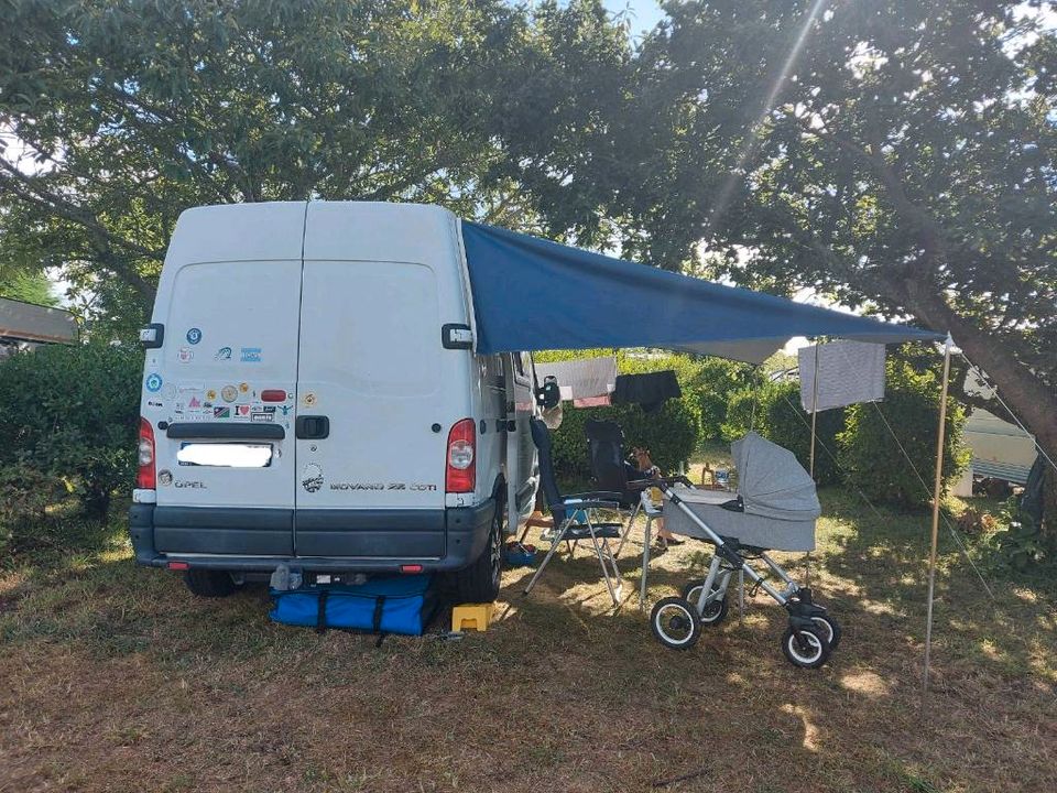 Opel Movano Campingbus 2,5 CDTI Eigenausbau 176.500 km TÜV 09/25 in Wachtberg