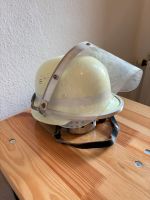 Originaler Feuerwehr Einsatzhelm Hannover - Südstadt-Bult Vorschau