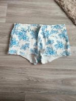 Blumige Shorts, 40 Nordrhein-Westfalen - Petershagen Vorschau