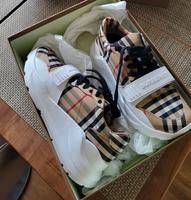 Burberry Low Top Sneaker , Archive Beige, Größe 38, Neu Nordrhein-Westfalen - Willich Vorschau