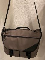 Umhängetasche  MESSENGER BAG PUMA groß olivgrün 50cm x 37cm Baden-Württemberg - Kuchen Vorschau