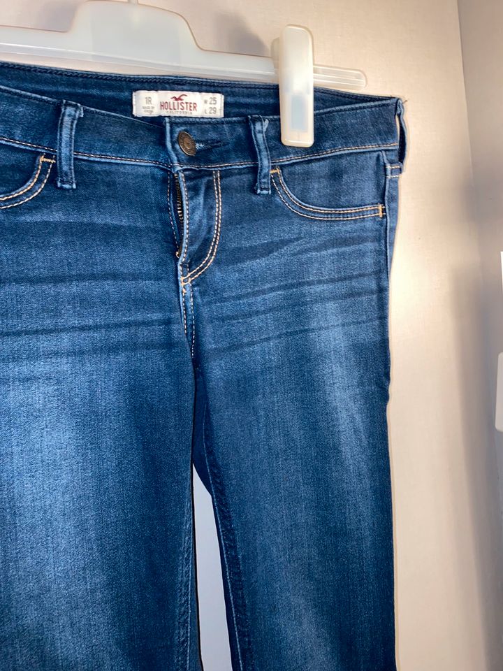 Hollister Blue Jeans in Elben (Westerwald)