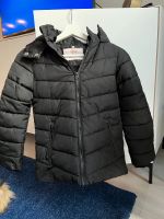 Winterjacke Yigga in schwarz Gr. 134 Hessen - Wiesbaden Vorschau