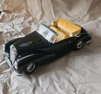 Modellauto Mercedes 300 S von Maisto 1:18 Bayern - Bayreuth Vorschau