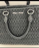 Miu Miu Tasche Ledertasche original schwarz Nordrhein-Westfalen - Krefeld Vorschau