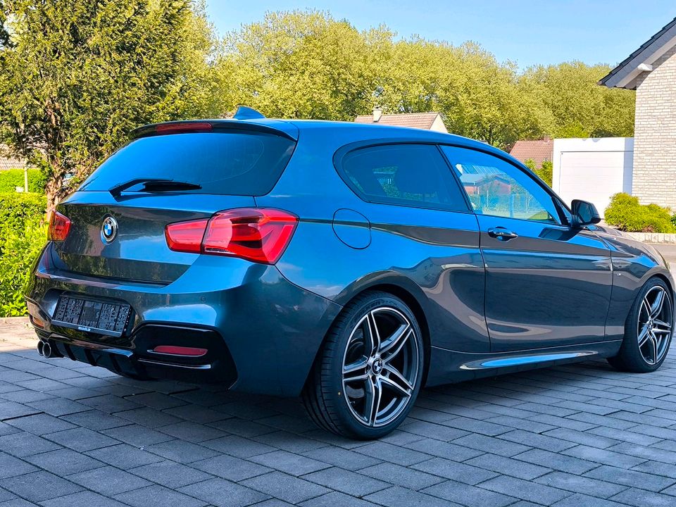 BMW F21 120d M-Sport Paket - 8 Fach Bereift in Hamm
