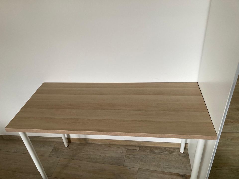 Tisch, Höhenverstellbar in Werdau