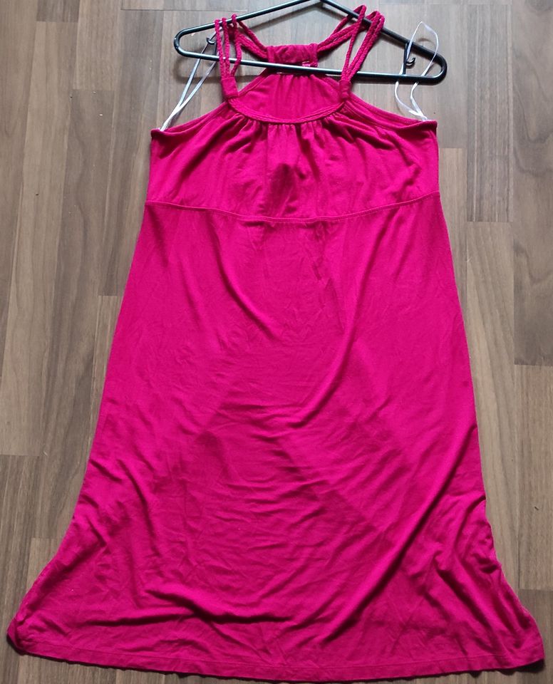 42 Kleid rot / pink Träger geflochten Dekolleté Viskose bequem 1A in Berlin