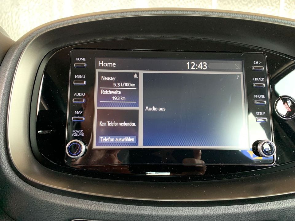 Toyota Aygo X Play**AUTOMATIK** in Hildesheim