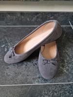Neu !! Ballerinas Bequem Sohle Gr.38 Wildleder Optik Grau Bayern - Aichach Vorschau