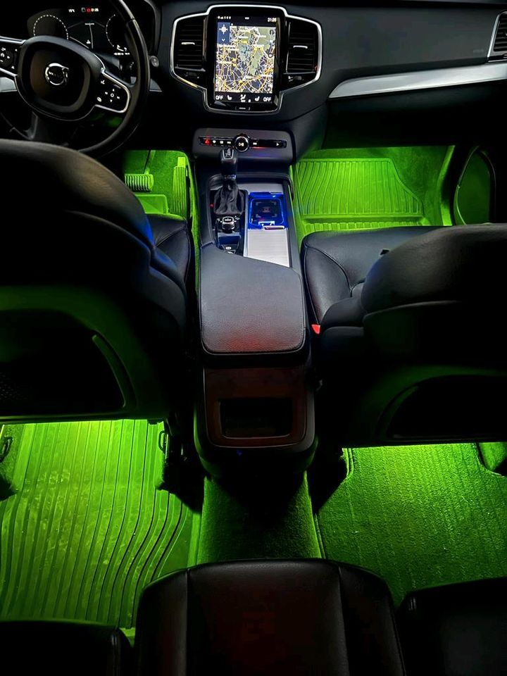 VOLVO  X  C  90 D5 AWD Momentum Sitzer 7 LED  RFK  19 Zoll in Düren