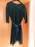 Dunkelblaues Kleid mit 3/4 Ärmeln, Gr. 46 (OHNE Pumps und Clutch) Bayern - Eckersdorf Vorschau