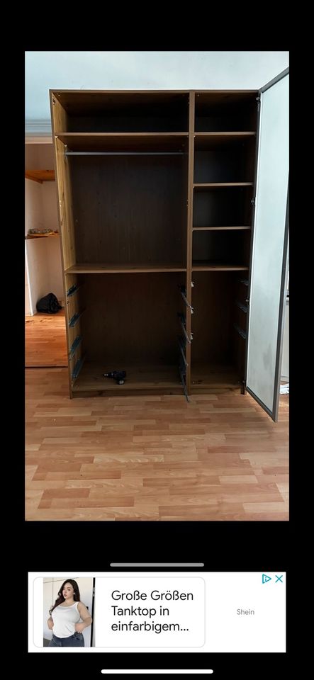 Kleiderschrank  (bitte Beschreibung lesen !! in Berlin