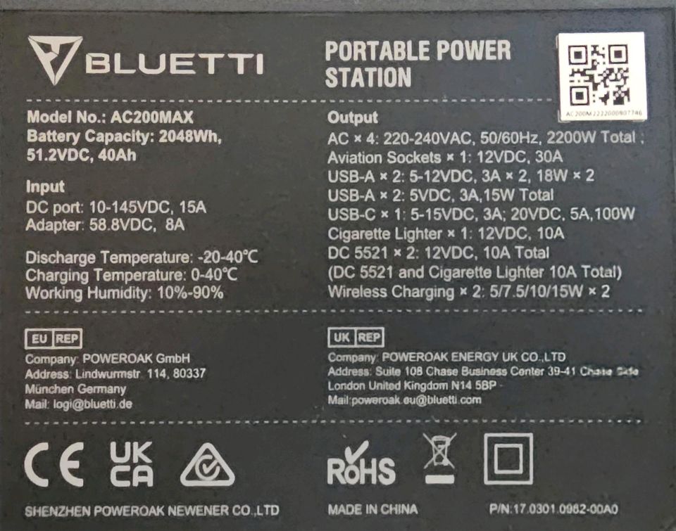 Bluetti AC 200 Max Portable Power Station 2048Wh + 3 x Panneö in Kaiserslautern
