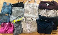 Kleider Paket Set Damen XS 34 36 Hilfiger Levis Hallhuber Nordrhein-Westfalen - Kaarst Vorschau