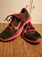 Nike Schuhe Sportschuhe Turnschuhe Sport Hessen - Hünfeld Vorschau