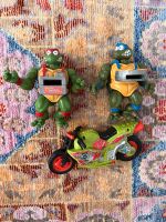 Vintage 1994 Teenage Mutant Ninja Turtles Pizza Tossin Figuren Nordrhein-Westfalen - Gummersbach Vorschau
