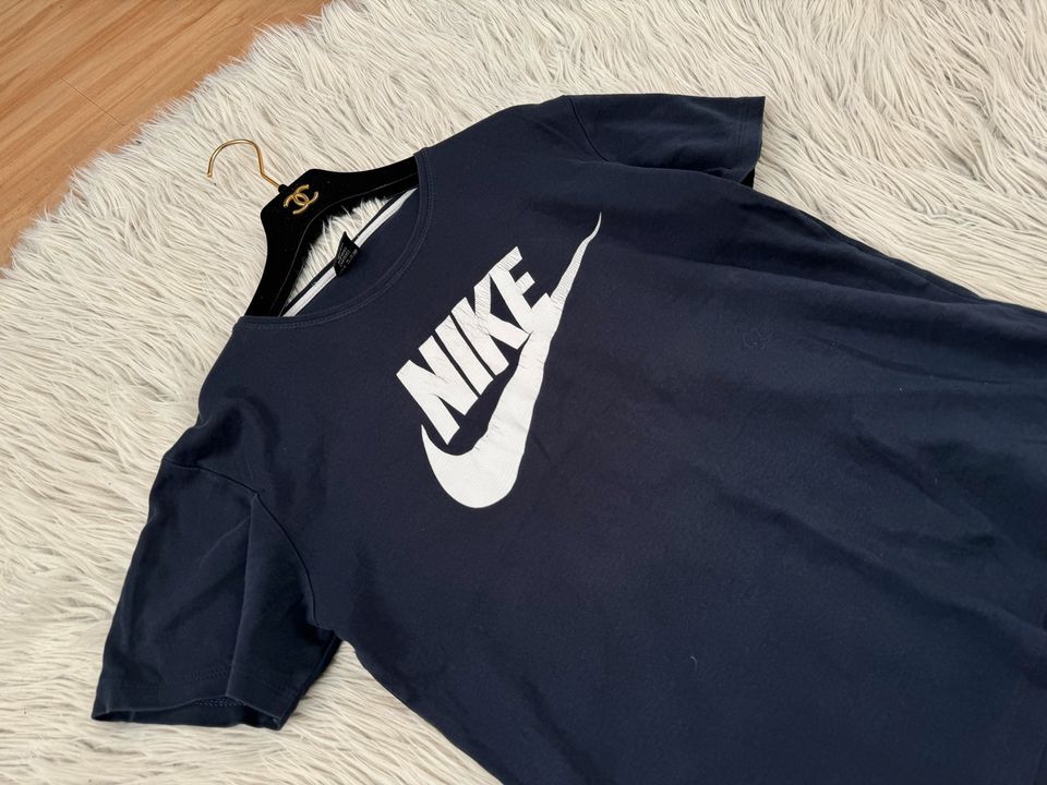 Retro Nike t-shirt Logo rundhals Top Shirt Druck print in Düsseldorf