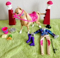 Barbie,Pferd,Hinderniss,Reiter,Kleidung,Zubehör,Stiefel Bayern - Wolfratshausen Vorschau