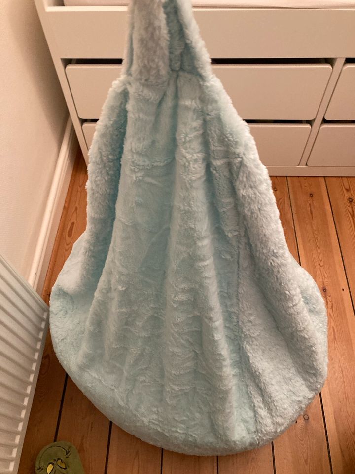 Fluffy Sitzsack für Kinder in Lübeck