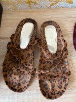 Tamaris Tigerlook Schlappen Sandalen Größe 37 top Nordrhein-Westfalen - Köln Vogelsang Vorschau