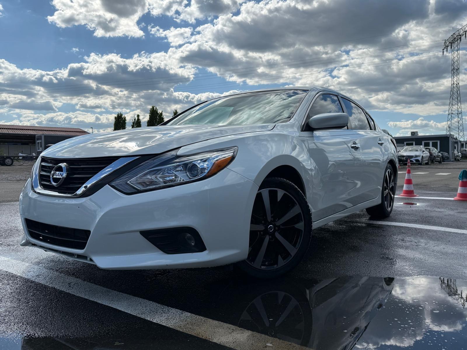 Abbildung des Autos Nissan Altima