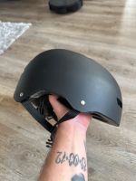 Helm, Fahrradhelm, Skaterhelm, Musik, Bluetooth Nordrhein-Westfalen - Nörvenich Vorschau