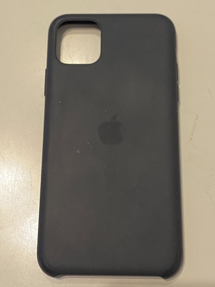 Original Apple Hülle Leather Care für iPhone 11 Pro max schwarz in Schwarzenbek