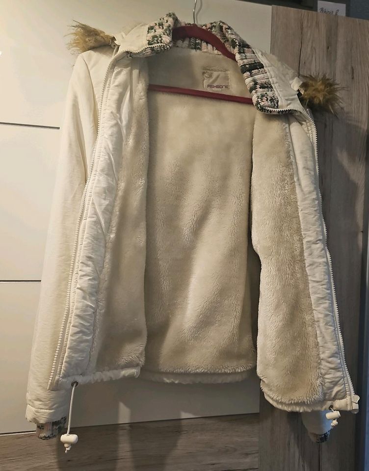 Winterjacke, Jacke, Fishbone, L, weiß-creme in Muldestausee