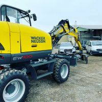 MIETEN: Radbagger / Mobilbagger Wacker Neuson EW100 – opt. Fahrer Baden-Württemberg - Laupheim Vorschau