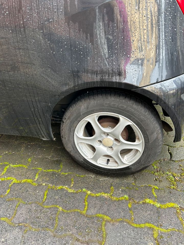 Fiat Punto rentnerfahrzeug in Dillenburg