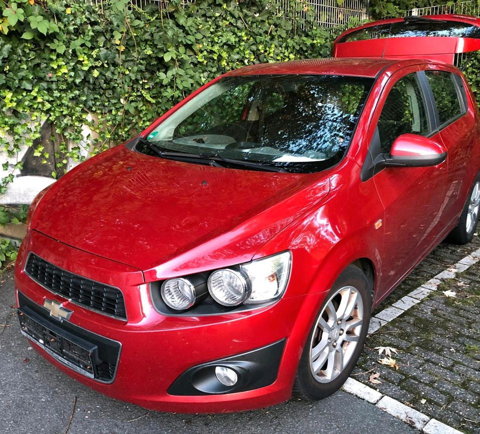 Chevrolet Aveo 1.6 Automatic in Wuppertal
