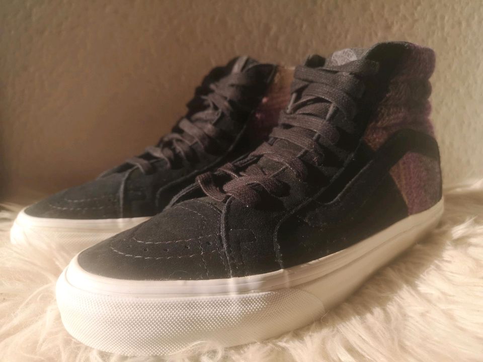 Vans Sk8 Hi Old Skool EU 37 Schwarz Flanell Lila in Lüneburg