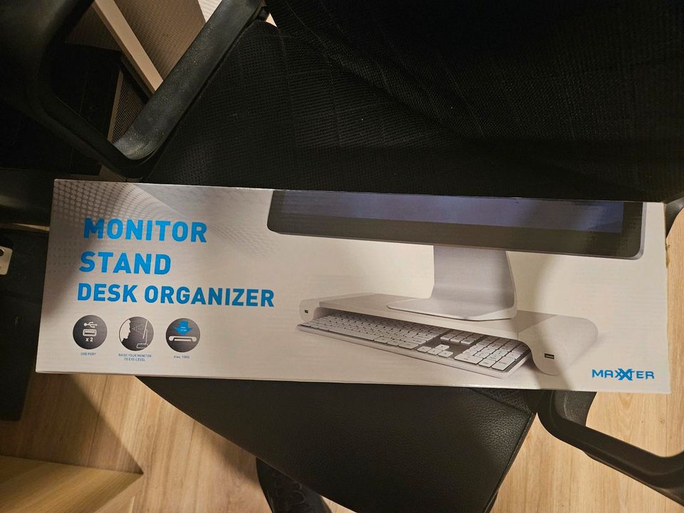 Ich verkaufe meinen Monitor stand Desk Organizer in Weyhe