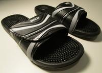Beco Badeschuhe Gr. 44 Schwarz Noppenschuhe Bayern - Erding Vorschau