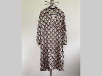 ZARA MIDIKLEID MIT MUSTER Gr.XS Bayern - Kissing Vorschau