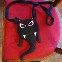 Kleine Filztasche. Monster. Gothic. Umhängetasche. Schwachhausen - Gete Vorschau