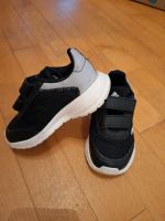 Kleinkind, Adidas Turnschuhe in schwarz, Größe 23 Bayern - Niederwerrn Vorschau