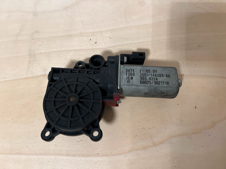 Fensterheber Motor Ford Fiesta 3 Türer vorne links 2S51-14A389 in Remscheid