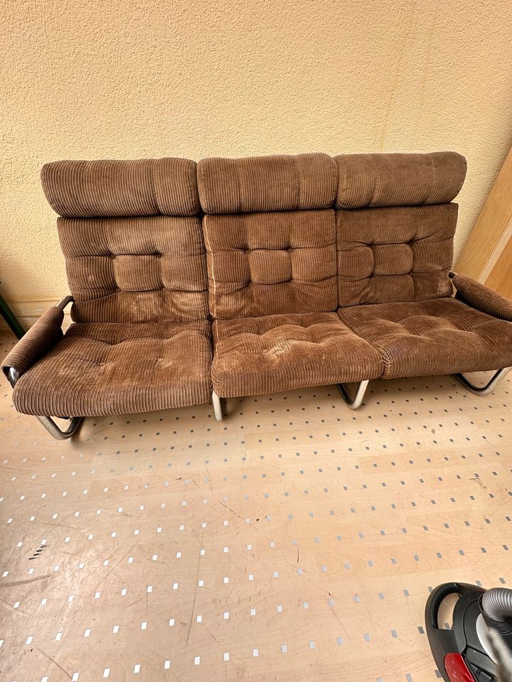 Vintage Couch Charlie -Columbo Cordsofa 85% Baumwolle braun in München