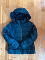 Tommy Hilfiger Daunenjacke Kinderjacke Jacke Gr. 140 dunkelblau Elberfeld - Elberfeld-West Vorschau