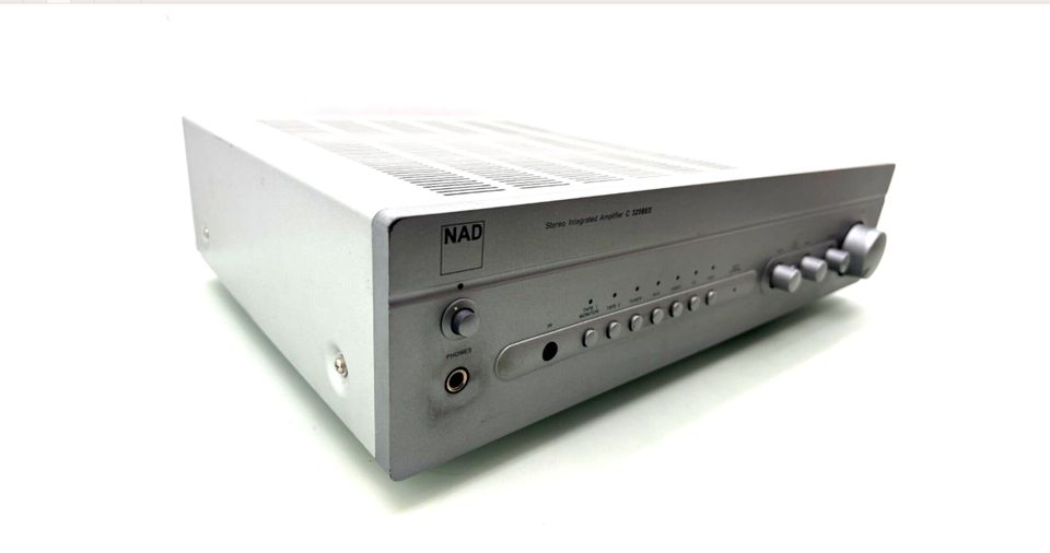 NAD C320BEE Streo Integrated Amplifier Verstärker Tv-Audio Selten in Berlin